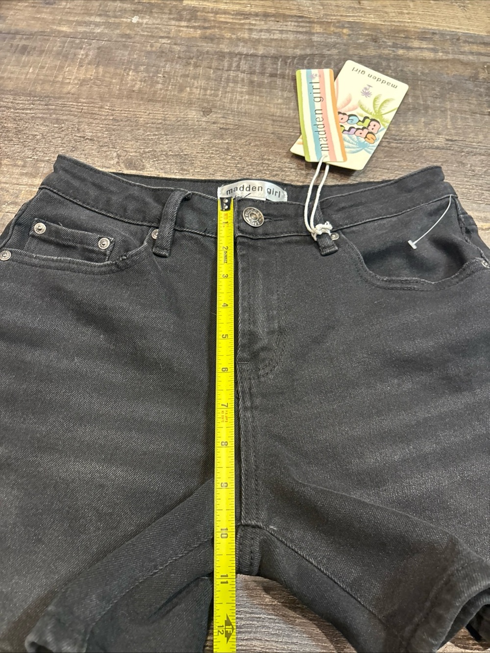 Madden Girl High-Rise Black Denim Shorts size 3 NWT - Picture 4 of 6